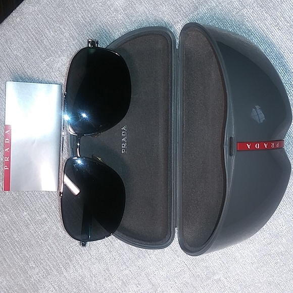 Used Prada sunglasses SPR57N 62015 5AV-5Z1 140 3P - Picture 1 of 12
